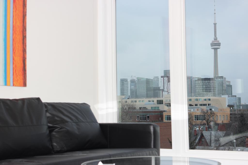 Atlas Suites- Furnished Apartments-College Street, تورونتو المظهر الخارجي الصورة