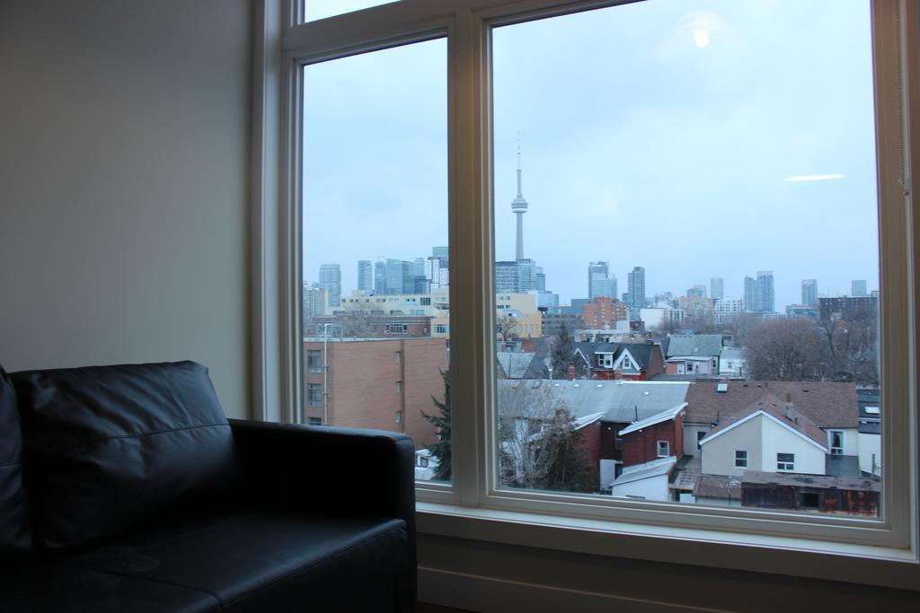 Atlas Suites- Furnished Apartments-College Street, تورونتو المظهر الخارجي الصورة