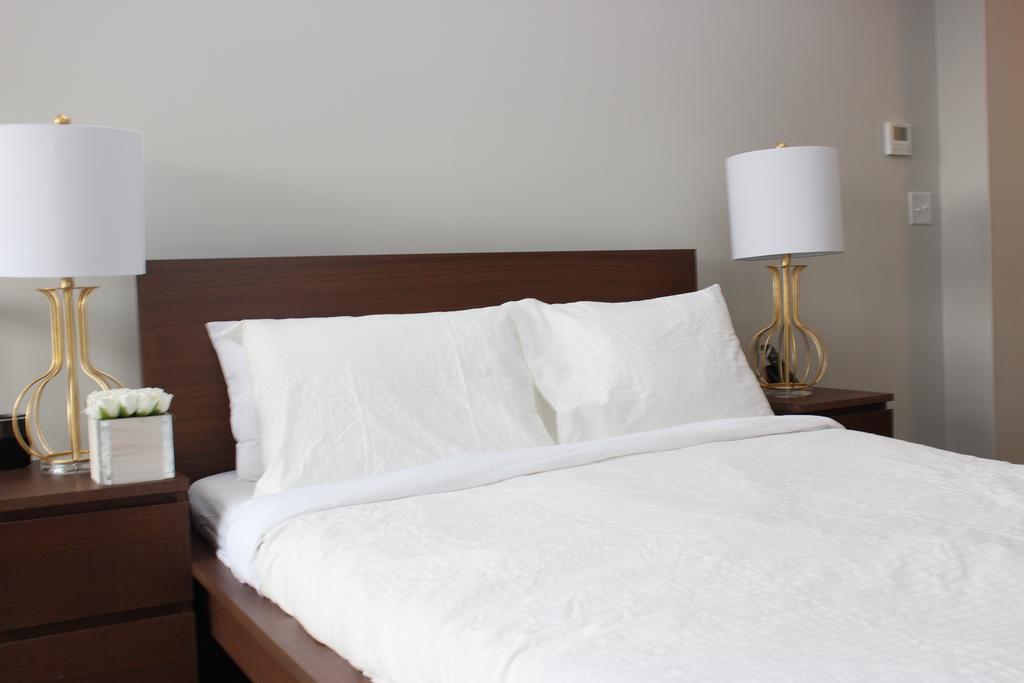 Atlas Suites- Furnished Apartments-College Street, تورونتو المظهر الخارجي الصورة